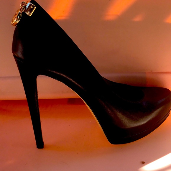 MICHAEL Michael Kors Shoes - Like New Michael Kors High Heels